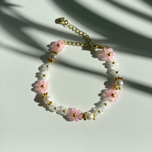 bead-handcrafted-bracelet-with-pearls