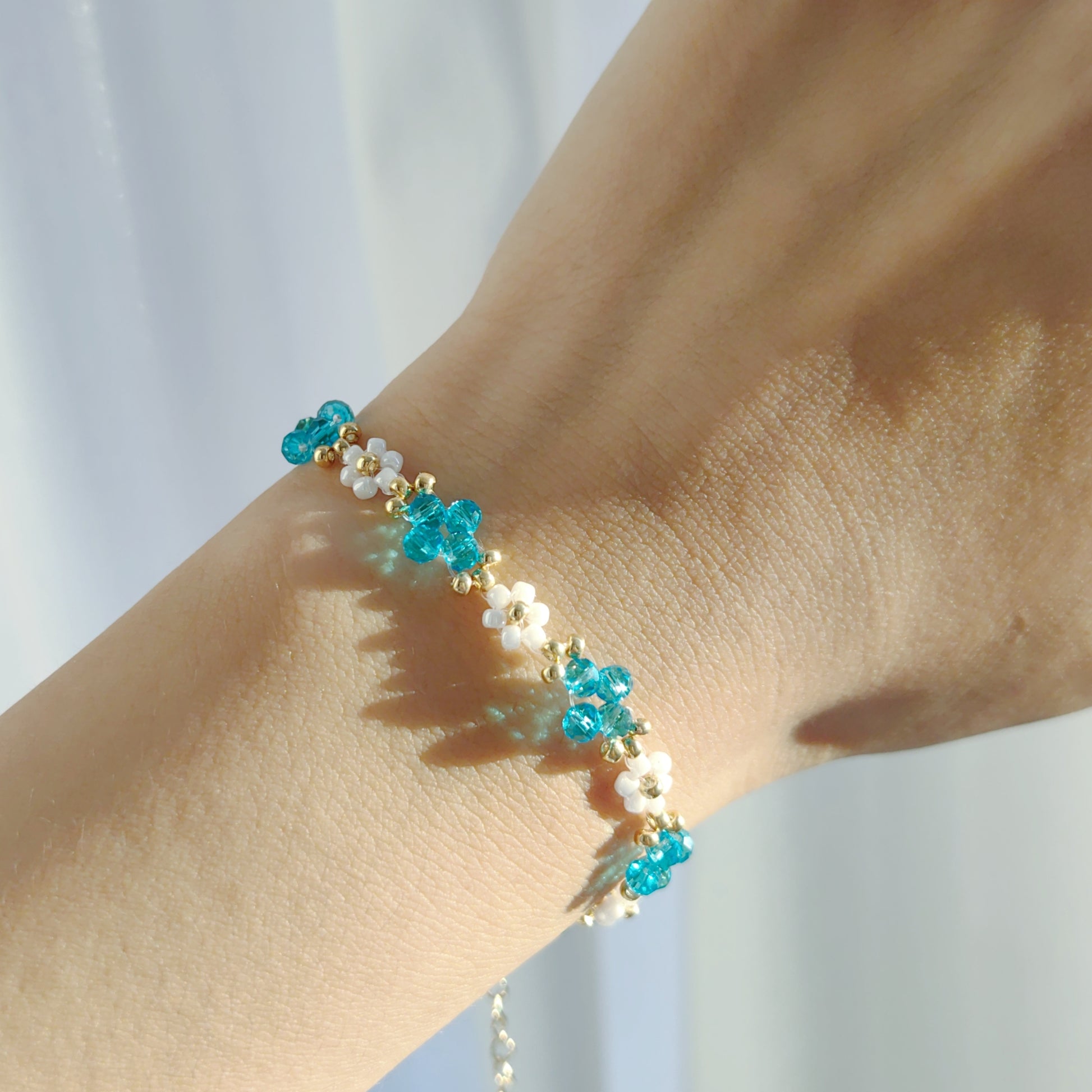 beaded-handmade-bracelet-with-blue-crystal