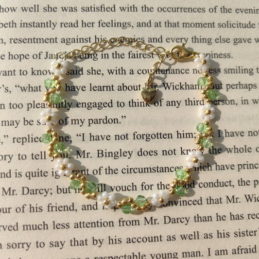beaded-handmade-bracelet-with-crystal