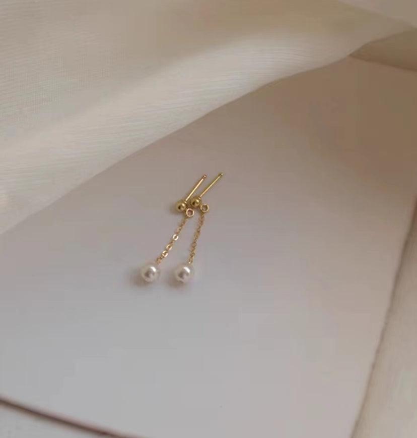 handmade pearl earring