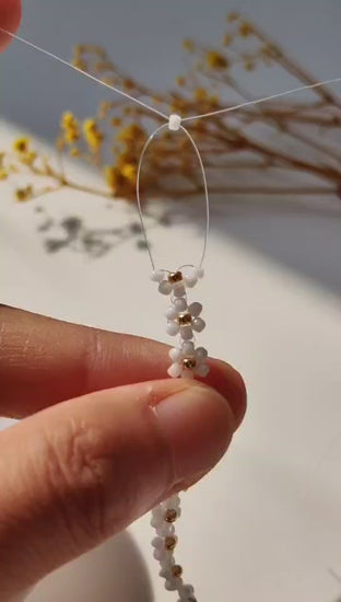 bead-handmade-bracelet-flower