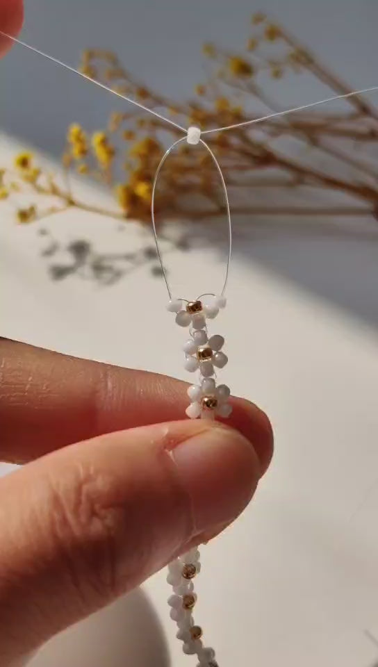 bead-handmade-bracelet-flower