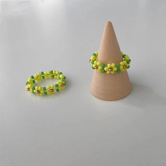Beaded flower ring