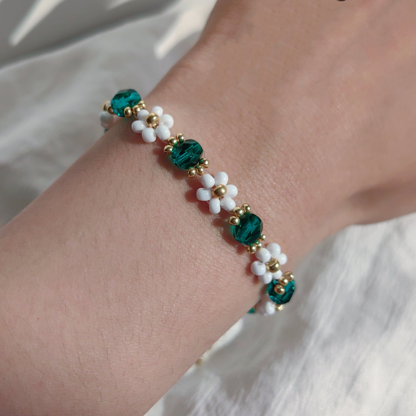 white-bead-handmade-bracelet-with-crystal