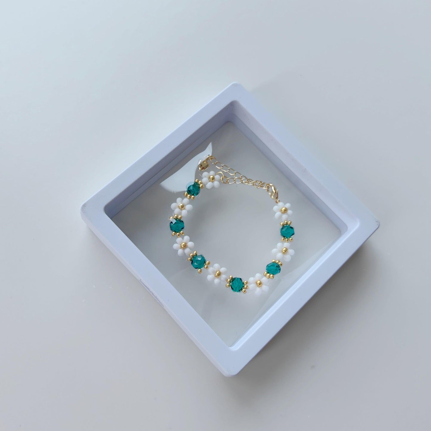 white-beaded-handmade-bracelet-with-crystal