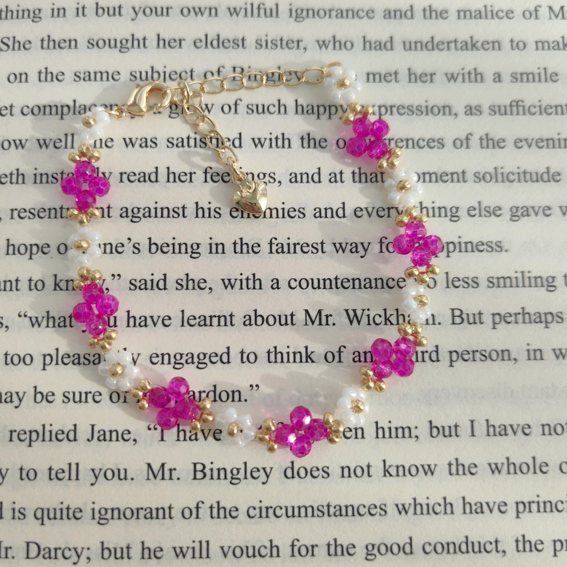 white-beads-bracelet-with-red-crystal