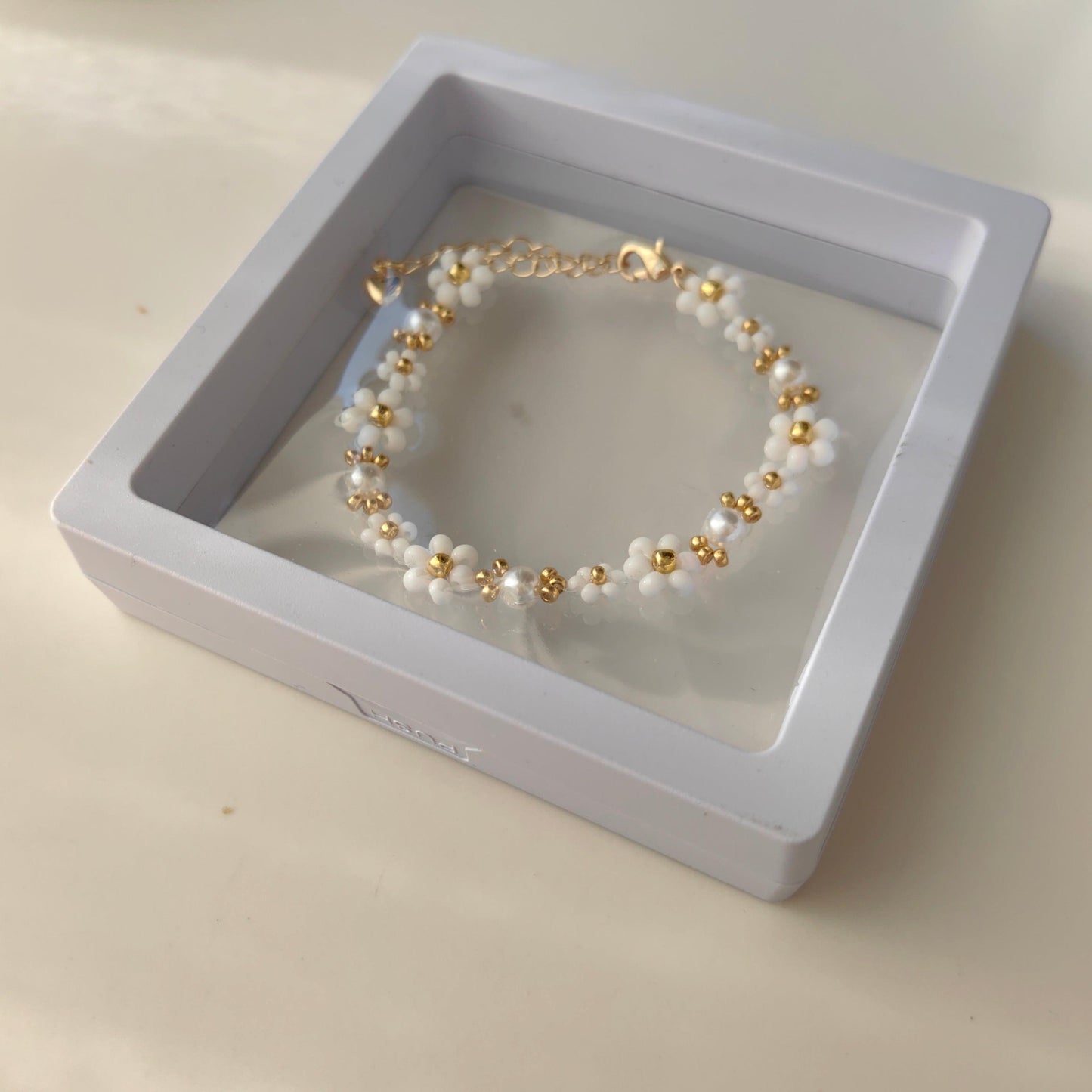 women-bead-handmade-bracelet