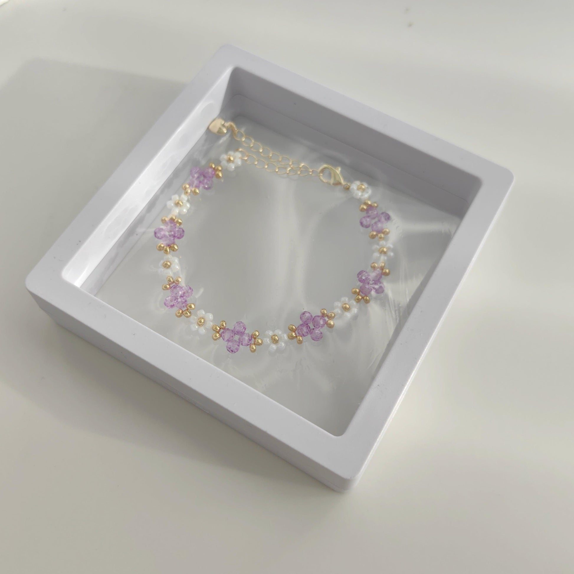 women-beads-bracelet-with-purple-crystal