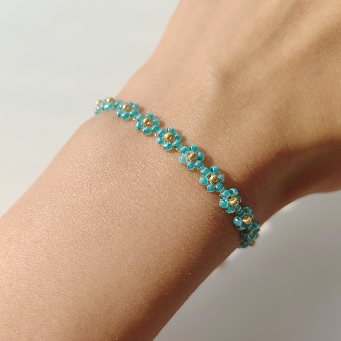 women-green-beads-handmade-bracelet