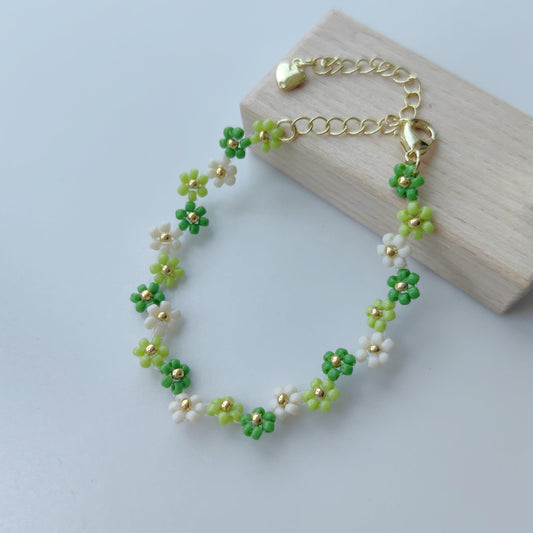 zigzag-green-bead-handmade-bracelet