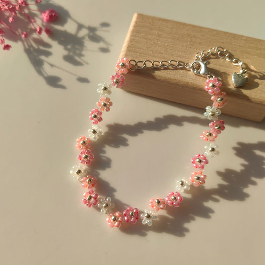 zigzag-pink-bead-bracelet